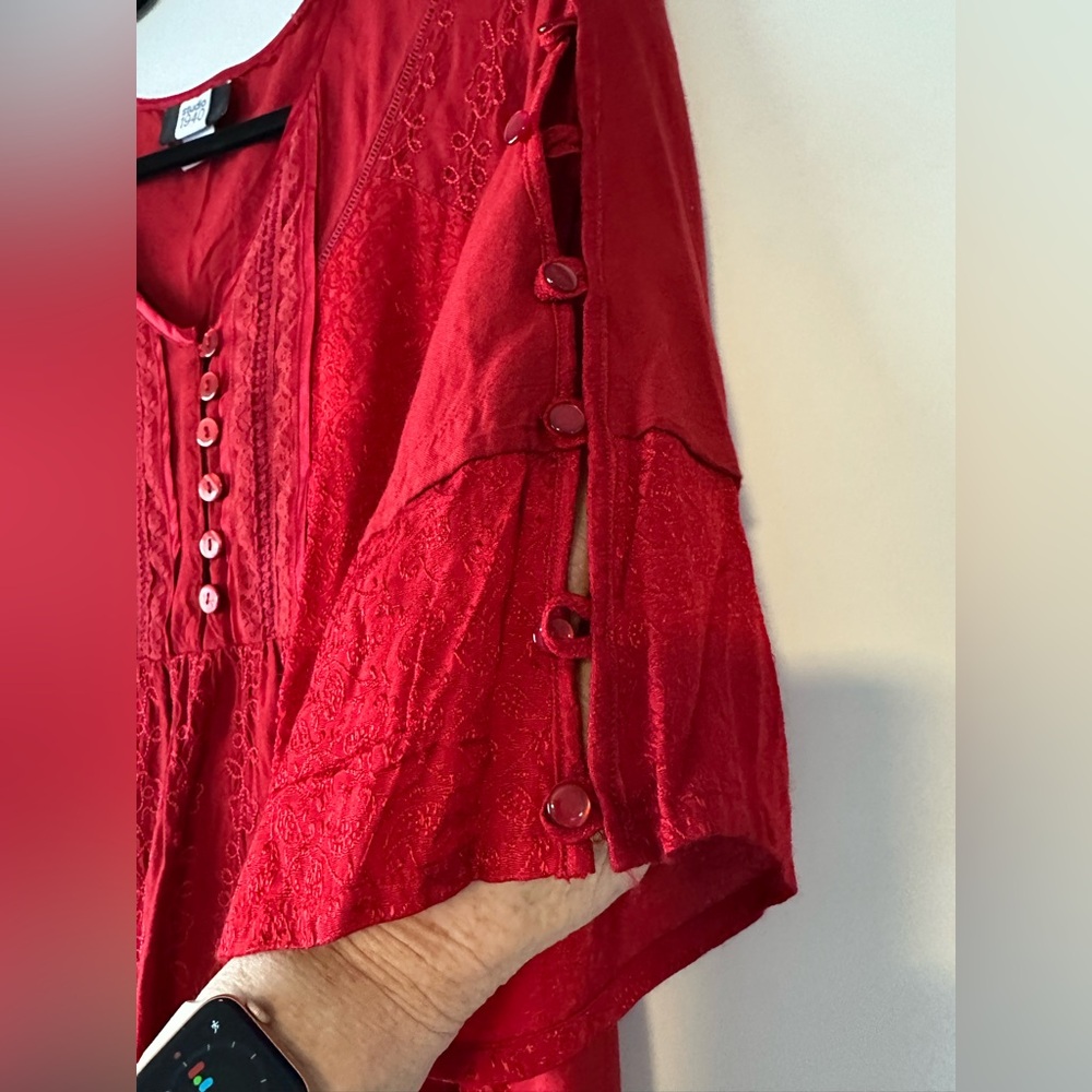 Studio 1940 Red Button-Detail Blouse - Picture 2 of 12